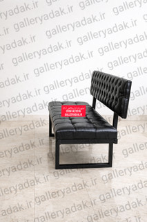 زاویه کناری نیمکت چرمی با دوخت چستر و نشیمن مربعی