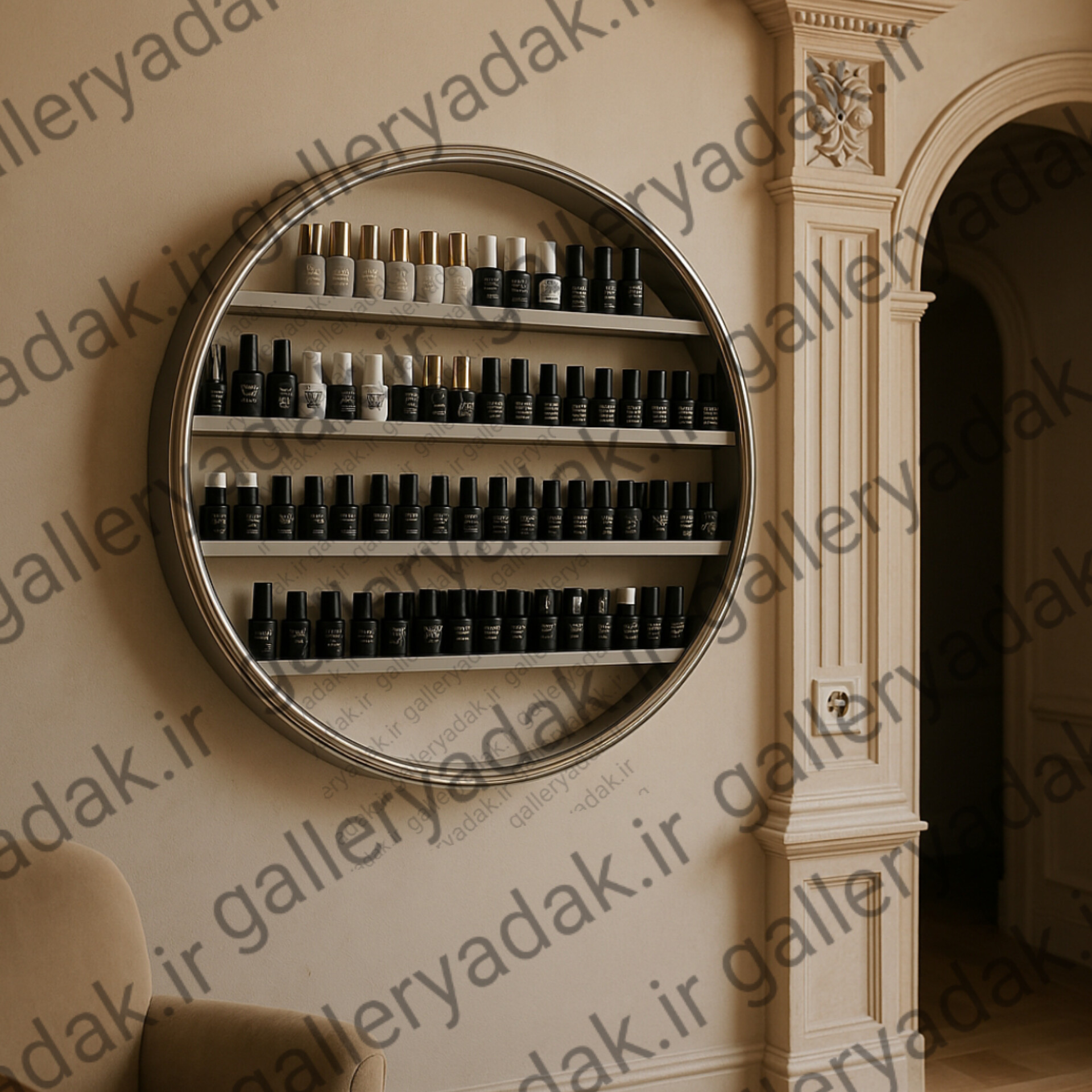 استند فلزی رنگ طلایی — آبکاری براق
